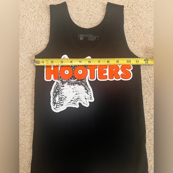Authentic Hooters black tank top size XS - Picture 5 of 7